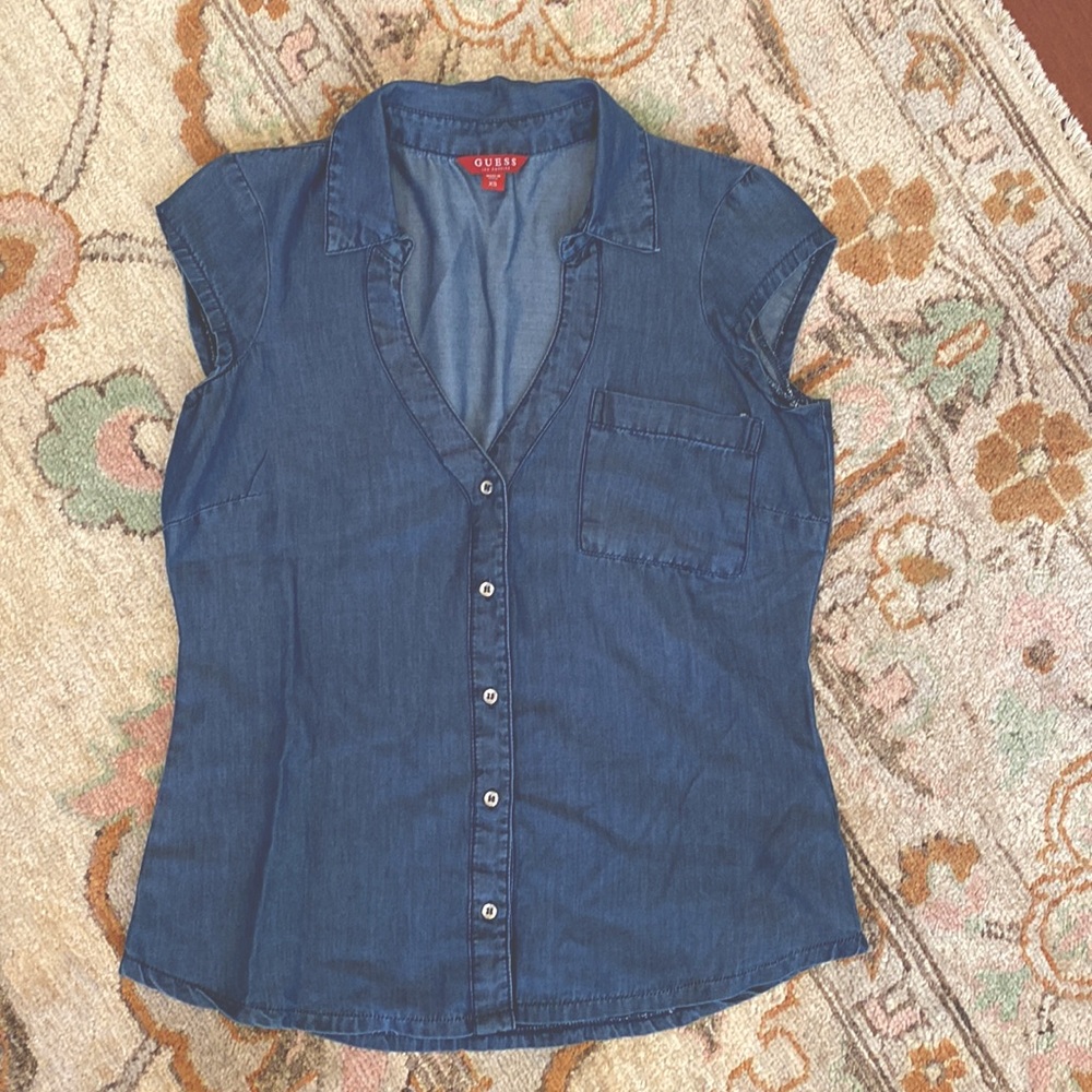 Sleeveless denim top
